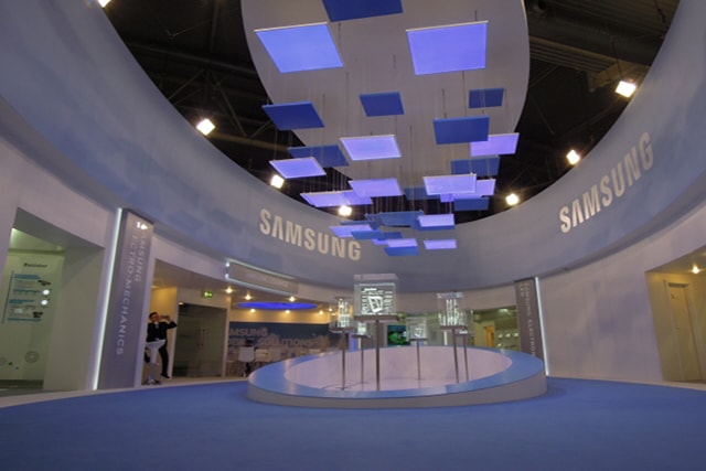 Samsung LEDs exhibits of Mobile Flash LED at Samsung's Mobile World Congree 2013 show booth
