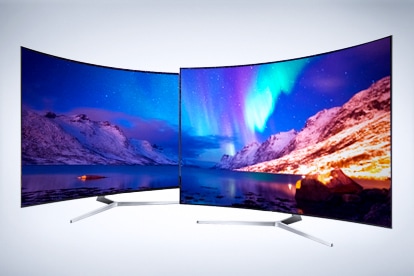 Samsung LEDs two different tvs showing aurora in each screen, which seem like a connected image due to slim bezels